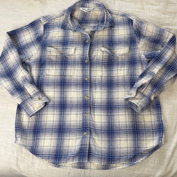 Old Navy Tops - Old Navy Womens S Blue White Plaid Boyfriend Shirt Flannel Button Down 751722-14